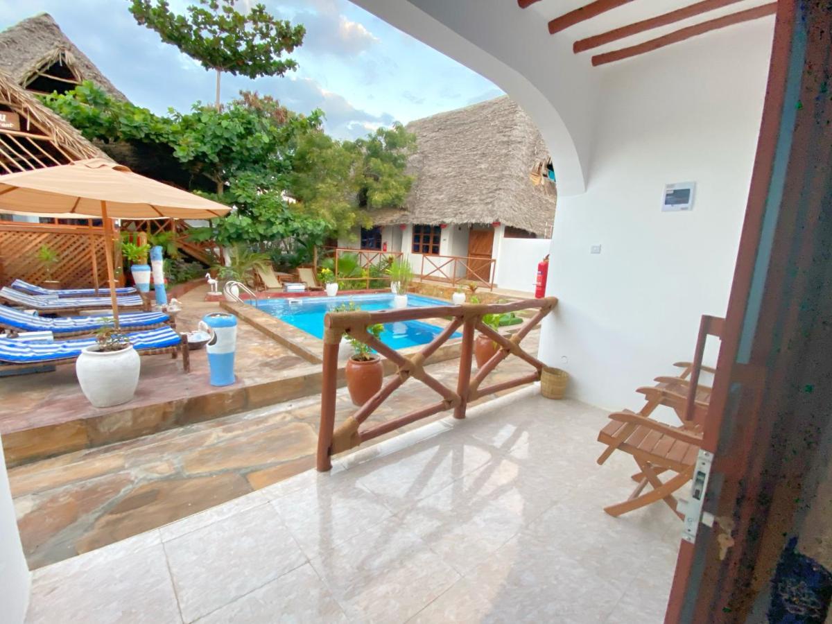 Utulivu Bungalow ナングウィ エクステリア 写真