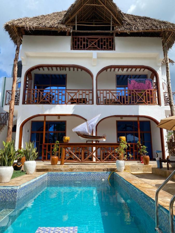 Utulivu Bungalow ナングウィ エクステリア 写真