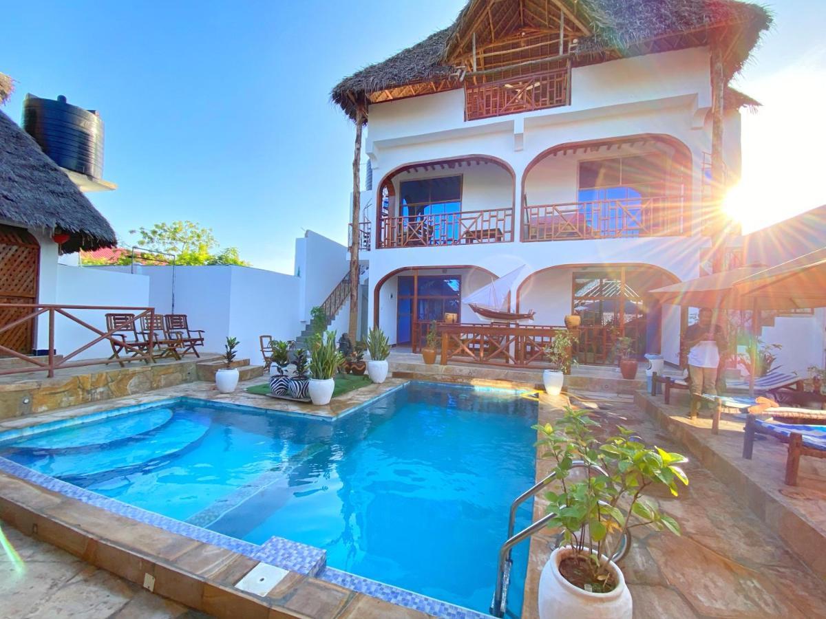 Utulivu Bungalow ナングウィ エクステリア 写真