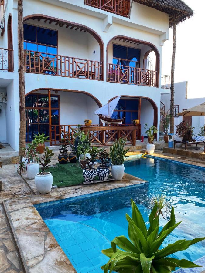 Utulivu Bungalow ナングウィ エクステリア 写真